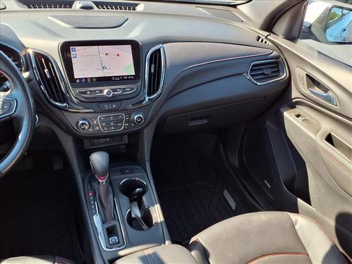 Summit White 2022 Chevrolet Equinox RS