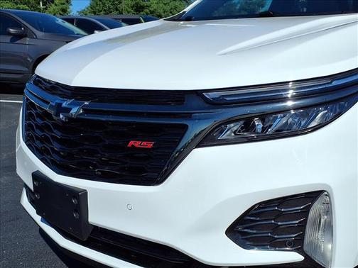 Summit White 2022 Chevrolet Equinox RS