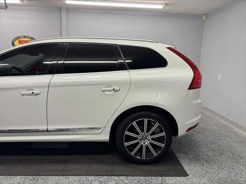 2015 Volvo XC60 T6 Platinum