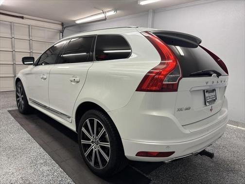 2015 Volvo XC60 T6 Platinum