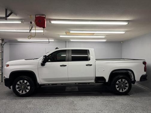 2022 Chevrolet Silverado 2500 Custom