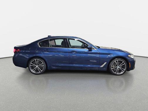 2023 BMW 530 i xDrive