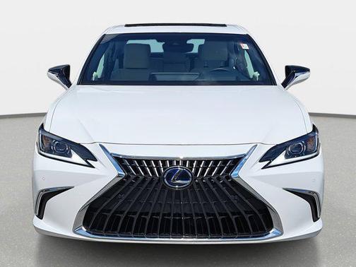 2022 Lexus ES 300h Base