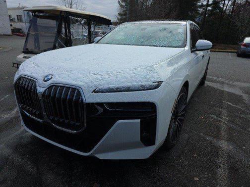 2025 BMW 760 xDrive