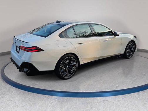 2026 BMW 550e xDrive