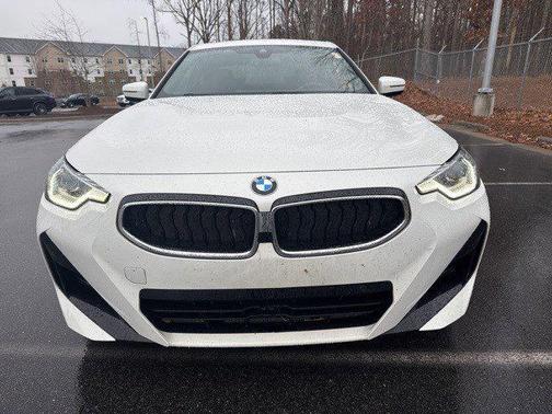 2023 BMW 230 i
