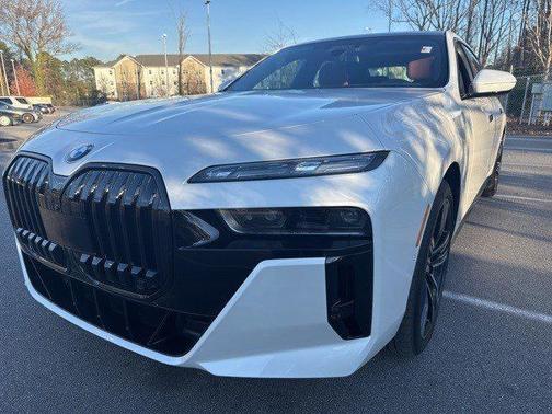 2023 BMW 760 i xDrive