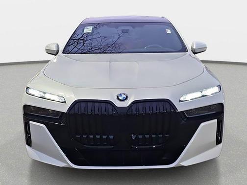2023 BMW 760 i xDrive