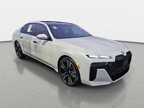 2023 BMW 760 i xDrive