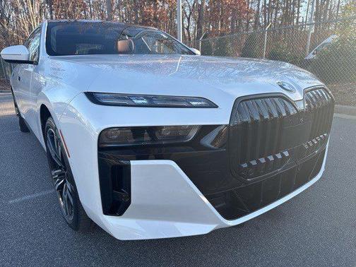 2023 BMW 760 i xDrive