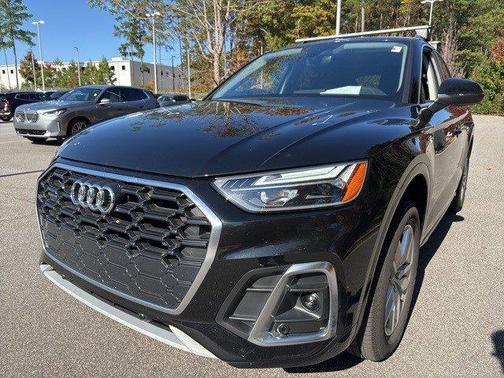 2023 Audi Q5 45 S line Premium