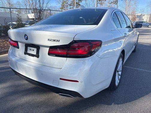 2023 BMW 530 i