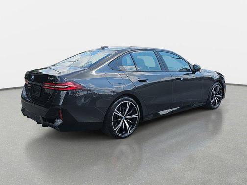 2025 BMW 530 i