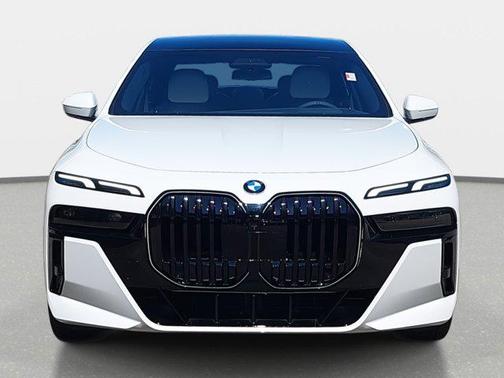 2025 BMW 760 i xDrive