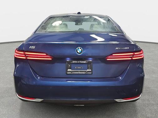 2026 BMW i5 xDrive40