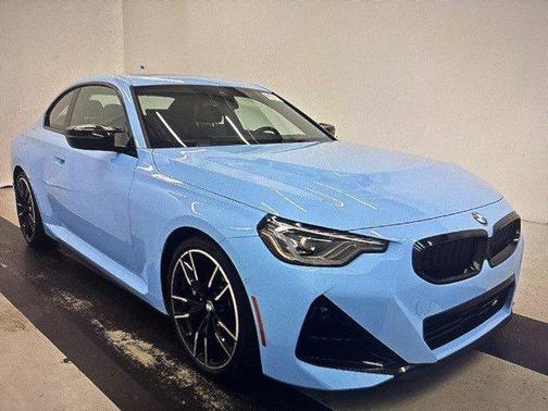 2025 BMW M240 i