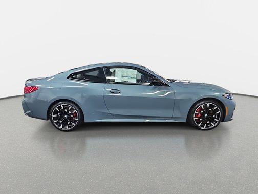2026 BMW M440 i xDrive