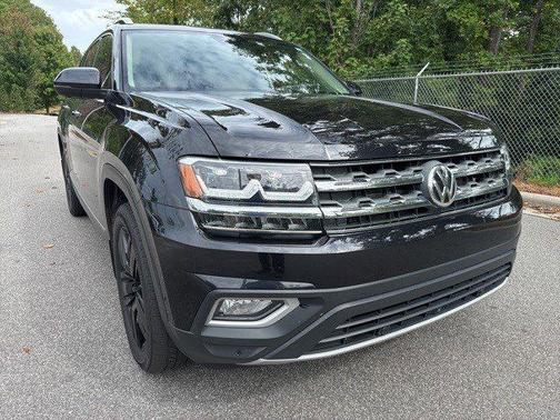 2018 Volkswagen Atlas 3.6L SEL Premium