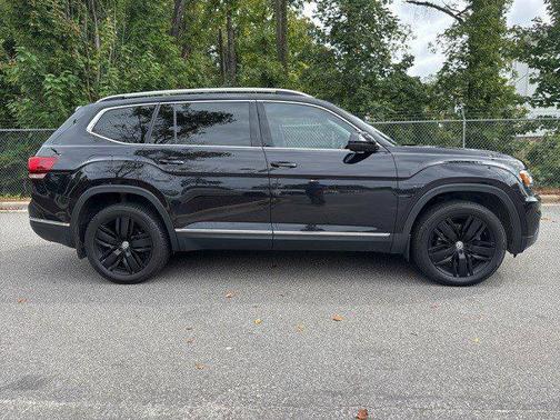 2018 Volkswagen Atlas 3.6L SEL Premium