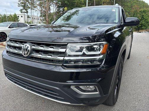 2018 Volkswagen Atlas 3.6L SEL Premium