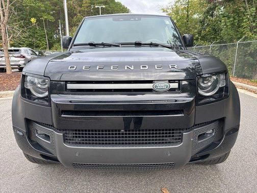 2024 Land Rover Defender 90 P525 Carpathian Edition