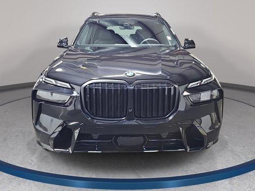 Black Sapphire Metallic 2026 BMW X7 xDrive40i