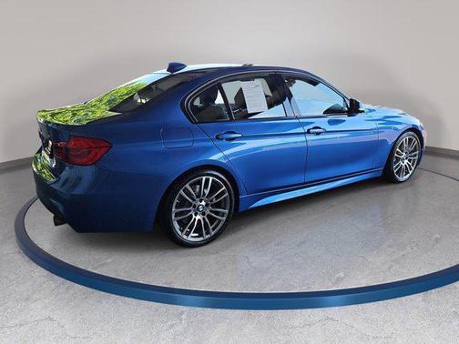 Estoril Blue Metallic 2017 BMW 340 340i
