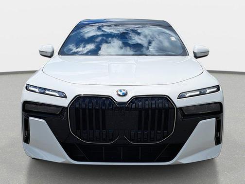 2024 BMW 760 i xDrive