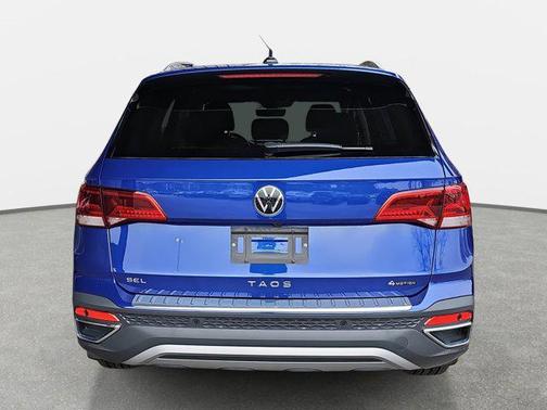 2024 Volkswagen Taos 1.5T SEL
