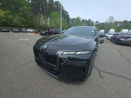 Black Sapphire Metallic 2025 BMW 750e i xDrive