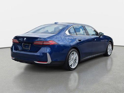 2024 BMW 540 i xDrive
