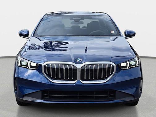 2024 BMW 540 i xDrive