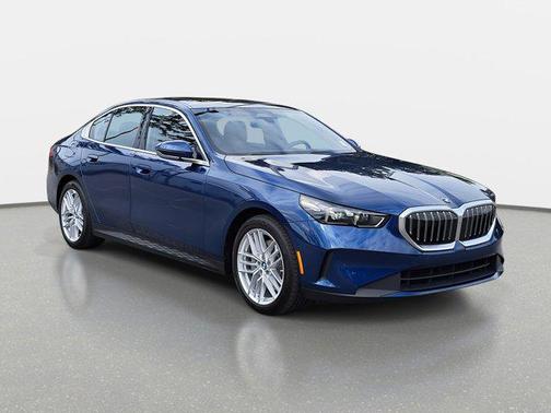 2024 BMW 540 i xDrive