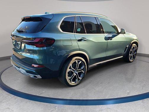 Blue Ridge Mountain Metallic 2026 BMW X5 xDrive40i