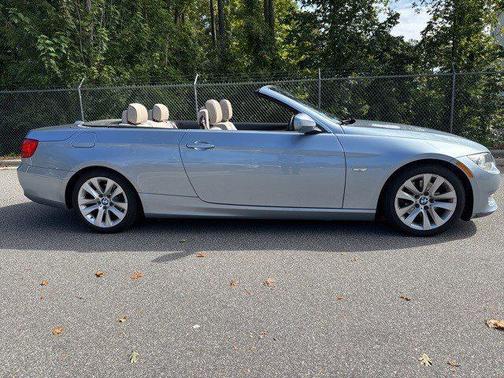 2011 BMW 328 328i
