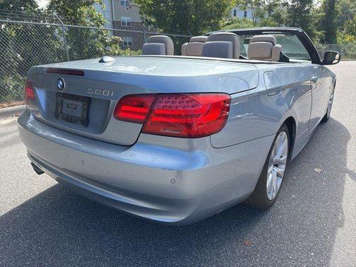2011 BMW 328 328i