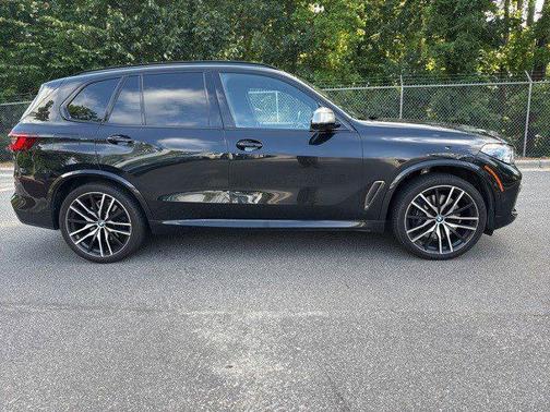 2023 BMW X5 M50i