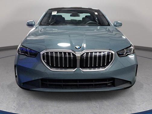 Cape York Green Metallic 2027 BMW 530 i xDrive