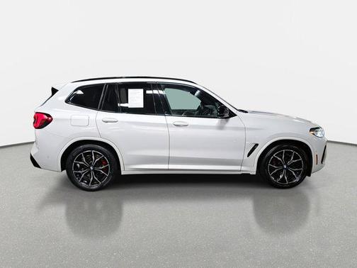2022 BMW X3 M40i