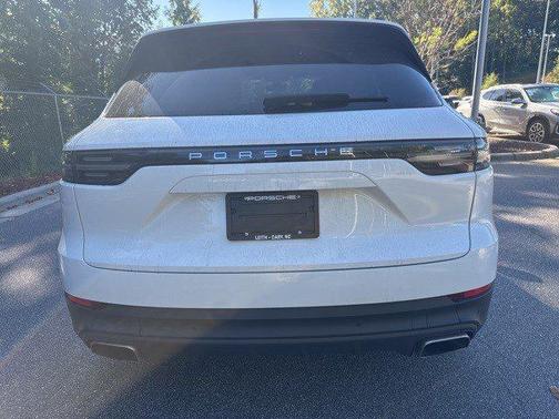 2022 Porsche Cayenne Cayenne