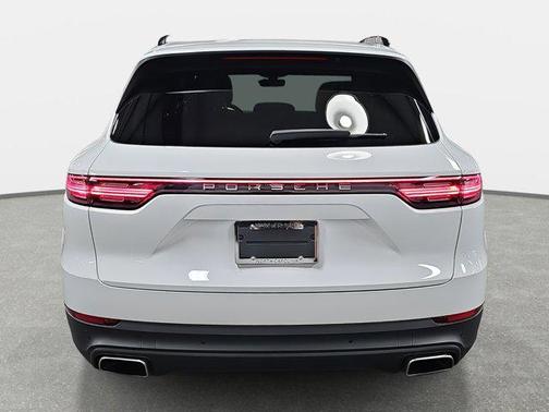 2022 Porsche Cayenne Cayenne