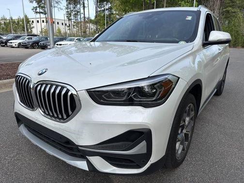 Mineral White Metallic 2021 BMW X1 xDrive28i