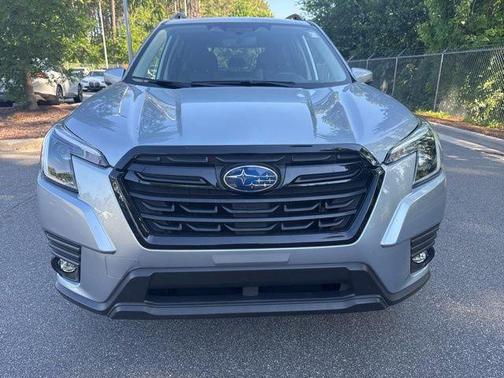 Ice Silver Metallic 2024 Subaru Forester Limited