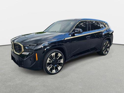 2024 BMW XM Base