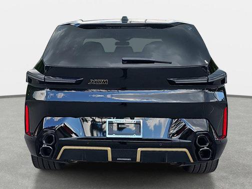 2024 BMW XM Base