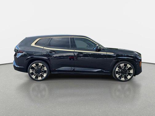 2024 BMW XM Base