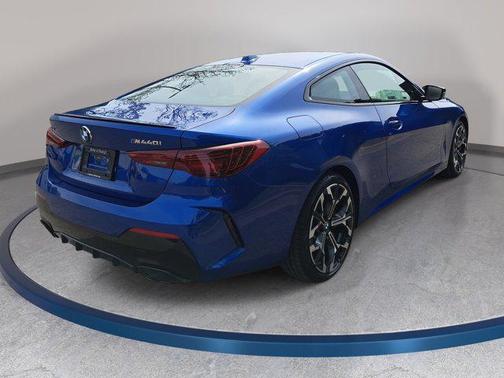 2026 BMW M440 i xDrive