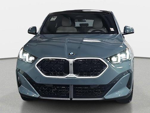 2025 BMW X2 xDrive28i