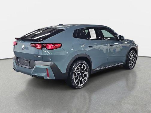 2025 BMW X2 xDrive28i