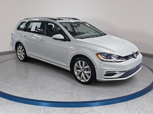 2019 Volkswagen Golf SportWagen TSI SE